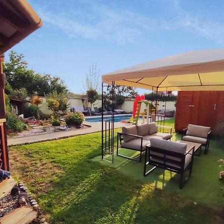 Apartmany Na Kolonade Lednice Exterior foto