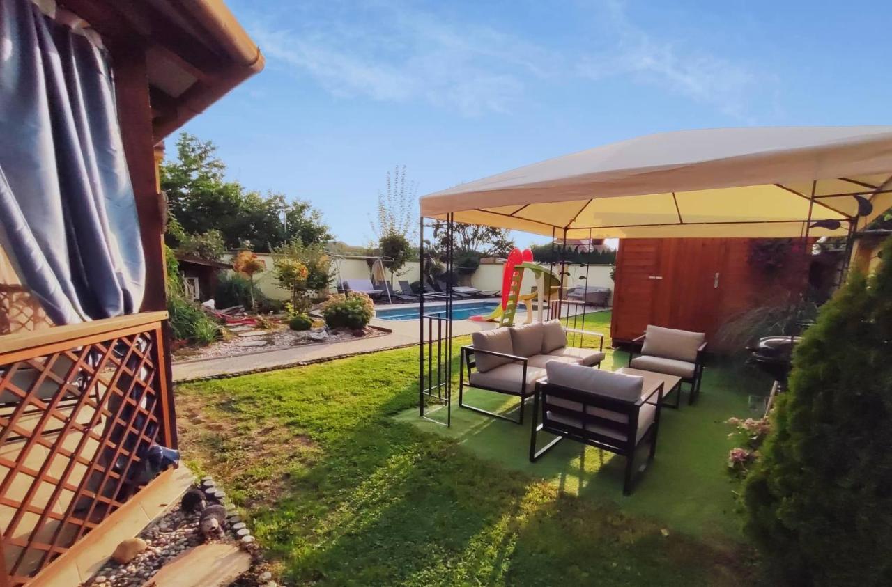 Apartmany Na Kolonade Lednice Exterior foto